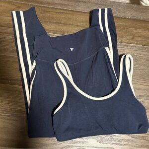 Old Navy Navy Blue Sports Bra and Leggings Set